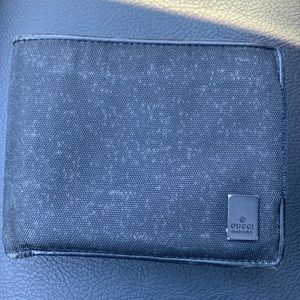 Men’s Gucci Wallet
